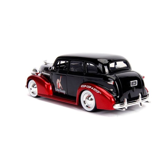 Betty Boop Hollywood Rides Diecast Modell 124 1939 Chevy Master Deluxe mit Figur