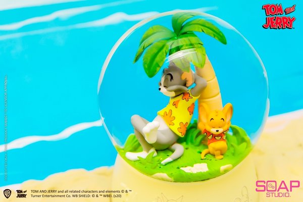 Tom and Jerry Tropical Oasis Schneekugel
