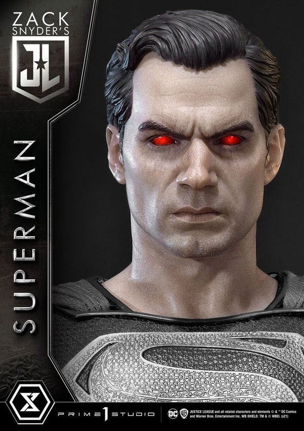 Justice League Statue Superman Black Suit Edition 84 cm