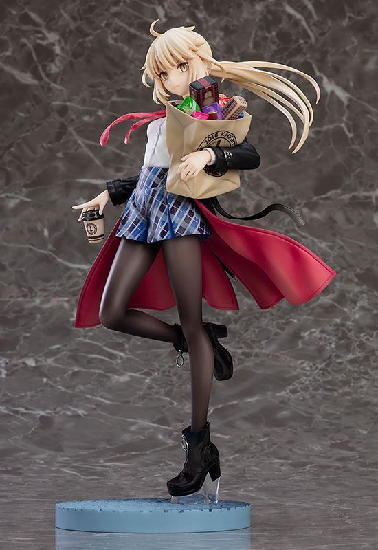 FateGrand Order PVC Statue 1/7 SaberAltria Pendragon (Alter) Heroic Spirit Traveling Outfit 23 cm